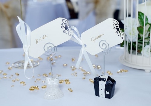 The place cards