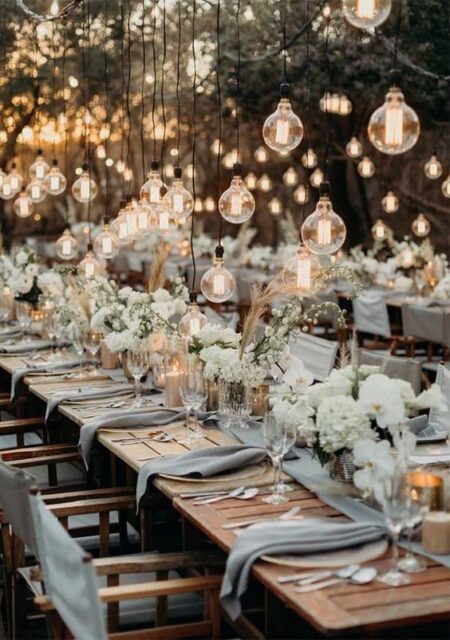 The Decor of the Wedding Table