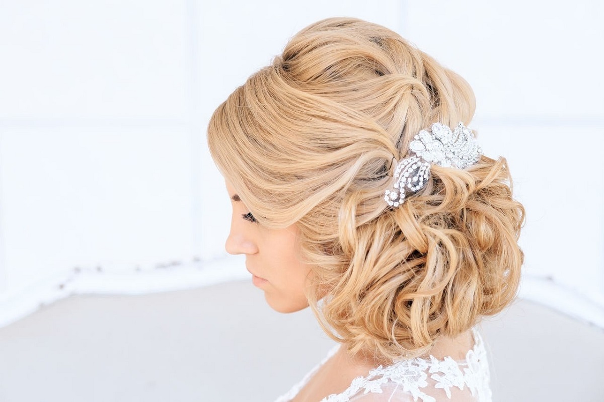 10 Most Beautiful Hairstyles for Any Wedding