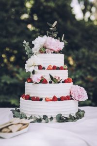 7 Wedding Cake Trends That Will Be All the Rage in 2022