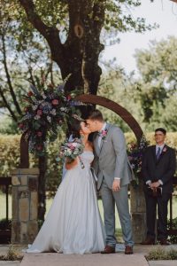 7 Wonderful Wedding Backdrop Ideas