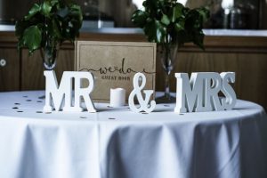 Unique Alternative Wedding Guest Book Ideas
