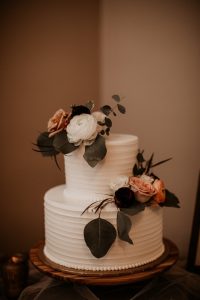 5 Wedding Cake Trends 2022 Brings