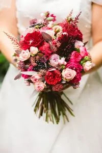 7 Gorgeous Summer Wedding Bouquets for 2022
