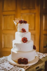 Top 4 wedding cake trends for 2022