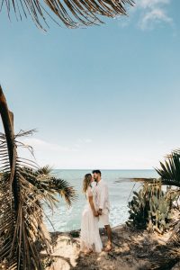 10 Best First Dance Songs for Your Beach Wedding 2022