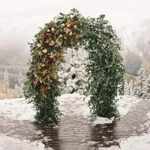 39 Festive Winter Wedding Ideas to Inspire Your Own Soirée