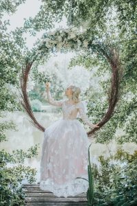 How to Plan a Fairycore Wedding The Magical Aesthetic That’s Perfect for Nuptials
