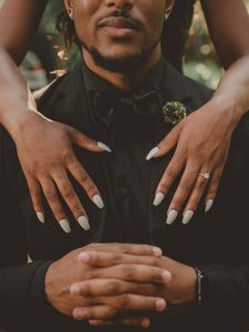 DRAMATIC & LUXE BLACK WEDDING IDEAS