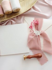 28 WEDDING INVITATION IDEAS. FROM QUIRKY & PRETTY TO RUSTIC UNIQUE STATIONERY