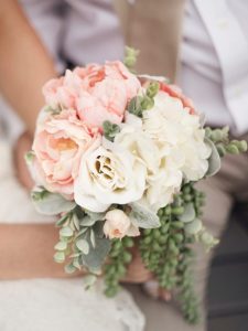 Pretty & Practical: 25 Small Wedding Bouquets to Inspire
