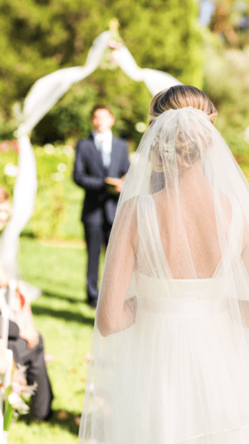 Best Wedding Songs to Walk Down the Aisle To